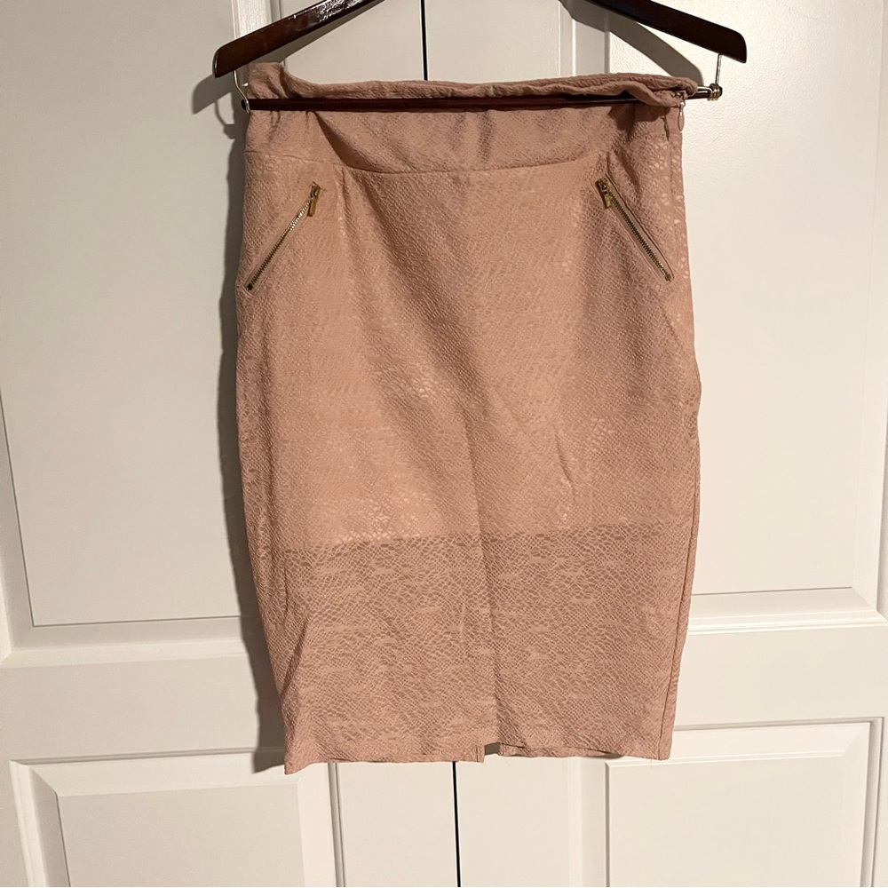 Bebe Pink Lace & Slip Pencil Skirt Size Large